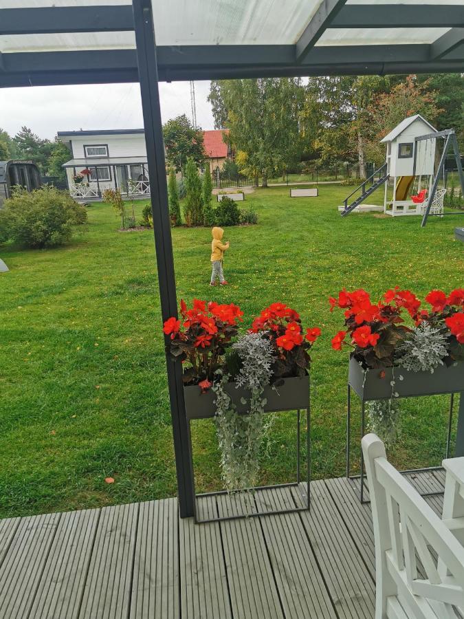 Varpas Kolka Buitenkant foto